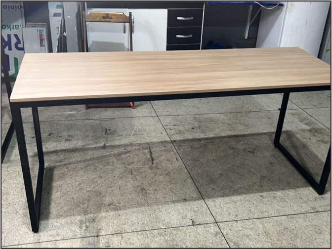 Mesa Metalon com MDF